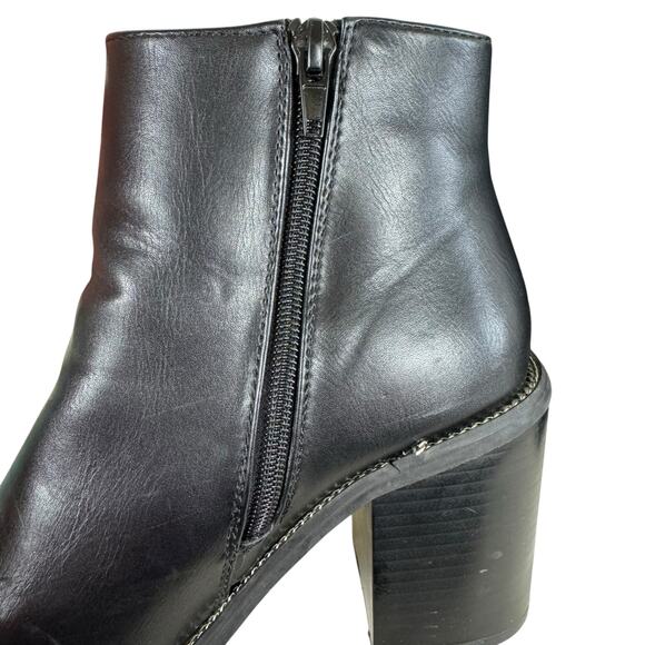 Asos Design Black Chunky Block Heeled Ankle Booties Metal Chain Trim Size 5 - Picture 4 of 10